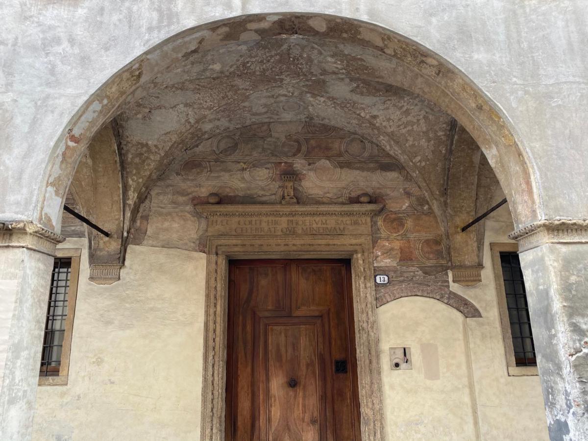 Catoo Dimora Di Design Park In Palazzo Nobiliare Al Duomo Apartment